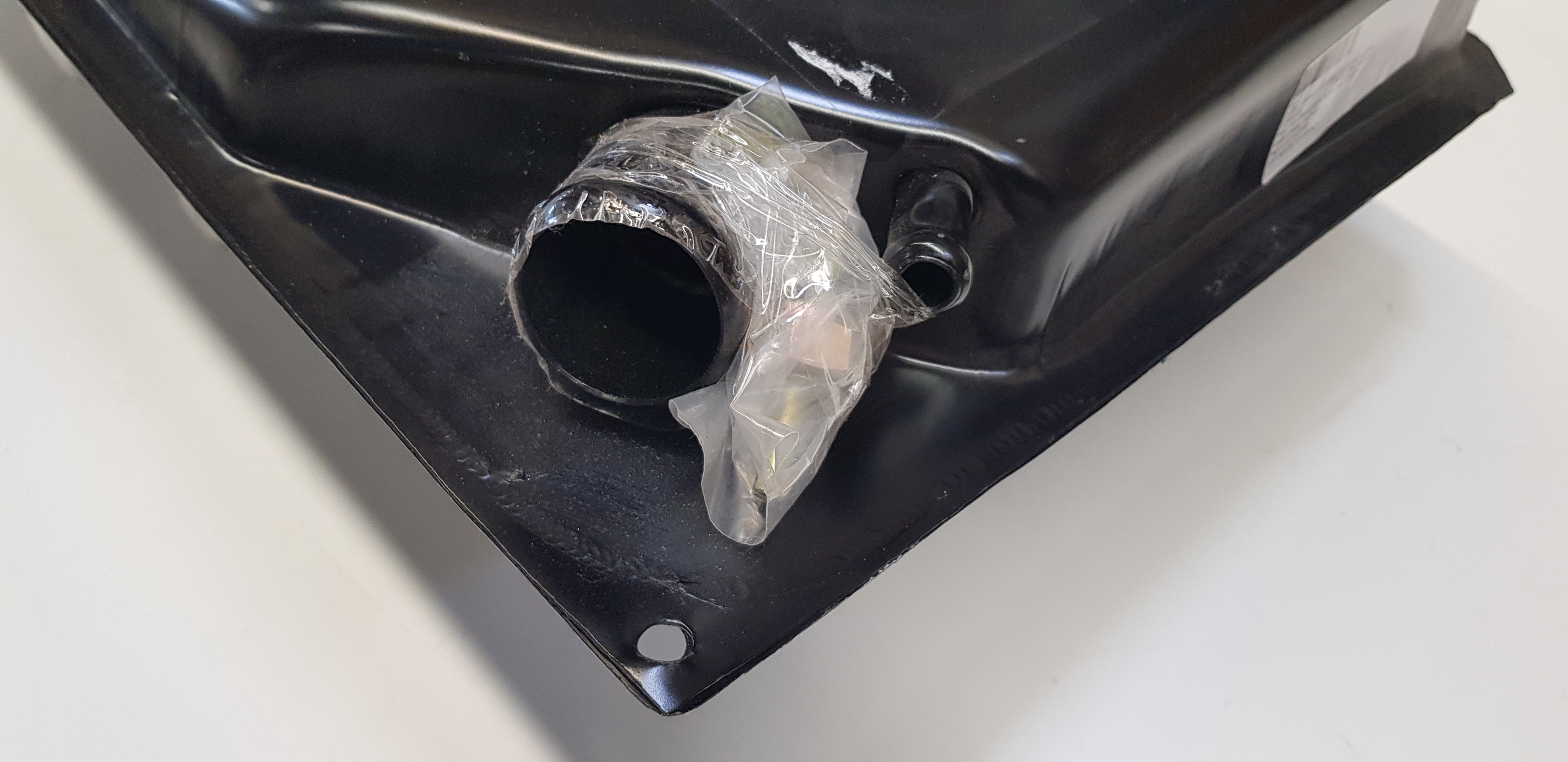 Tank ab Bj.8/67- passend für VW Karmann Ghia 