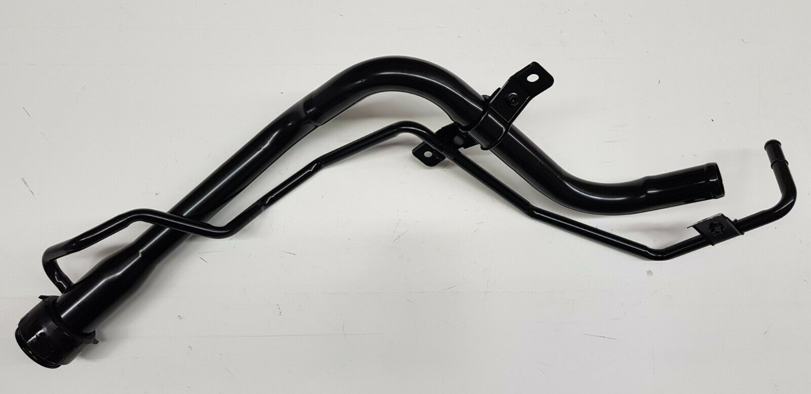 Tankstutzen Tankrohr Einfüllstutzen Einfüllrohr Benzin passend für Toyota RAV4 II Bj. 00-05 