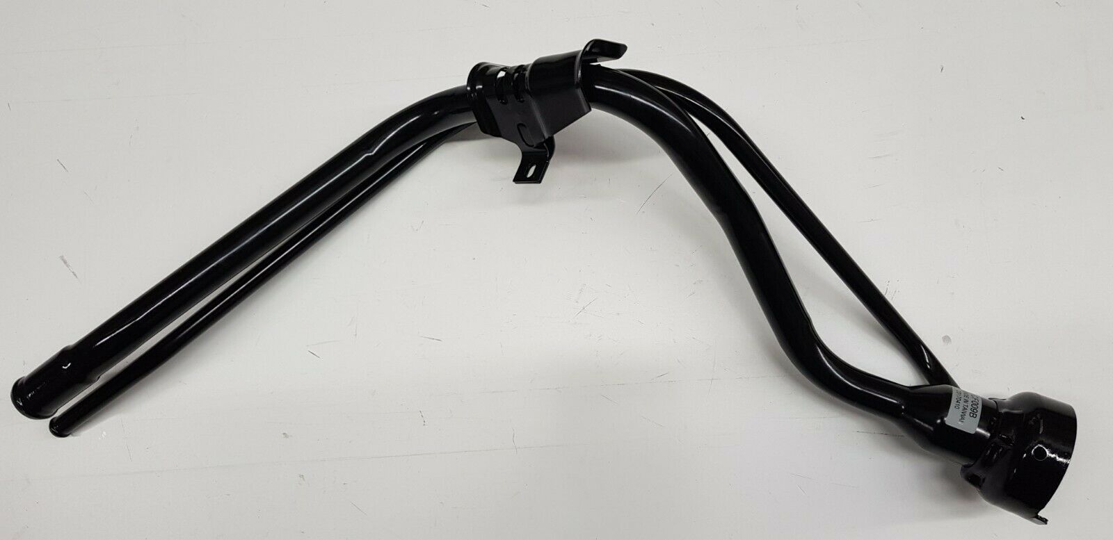 Tankrohr Tankstutzen Einfüllrohr Einfüllstutzen Benzin Kombi passend für Ford Focus Bj 99-05