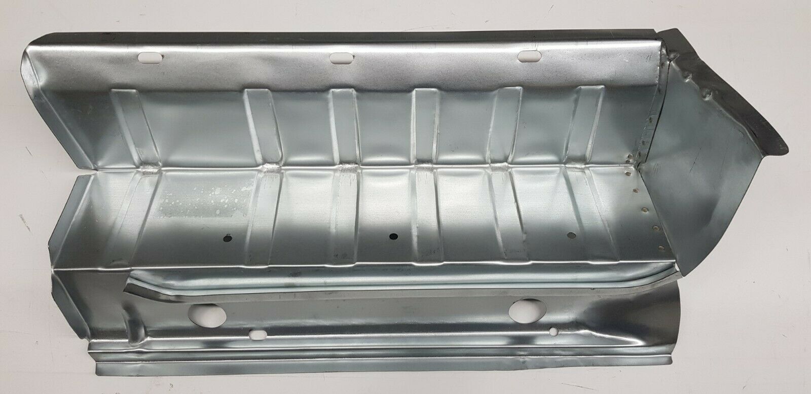 Außenschweller Einstieg Einstiegblech Trittstufe links passend für VW T4 Bj. 90-04