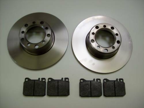 Bremsscheiben und Klötze vorne passend für Mercedes W115 W114 200-280 Bj. 73-76 