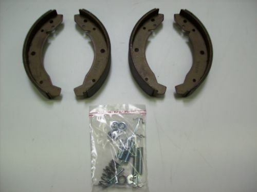 Satz Bremsbacken hinten brakeshoes passend für VW Käfer 1302 1303 + Cabrio 70- 
