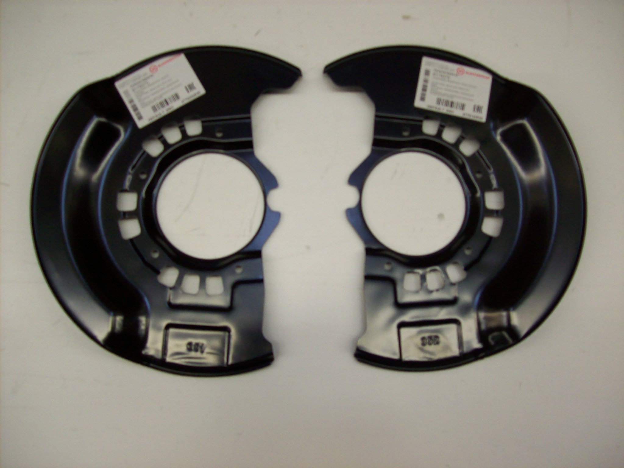 Spritzblech Bremsstaubblech Hitzeschutzblech Satz vorne passend für Toyota RAV4 II Bj. 00-05