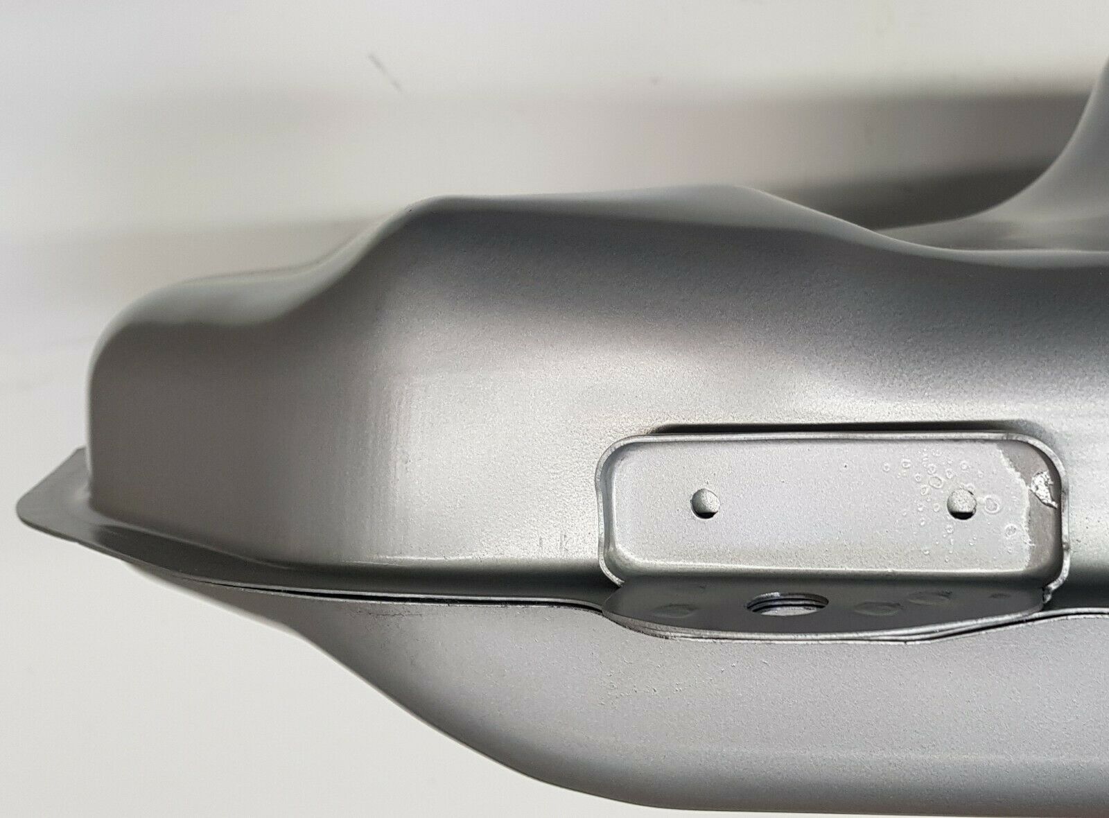 Tank Benzintank Kraftstofftank passend für Mitsubishi Lancer CS Bj. 03