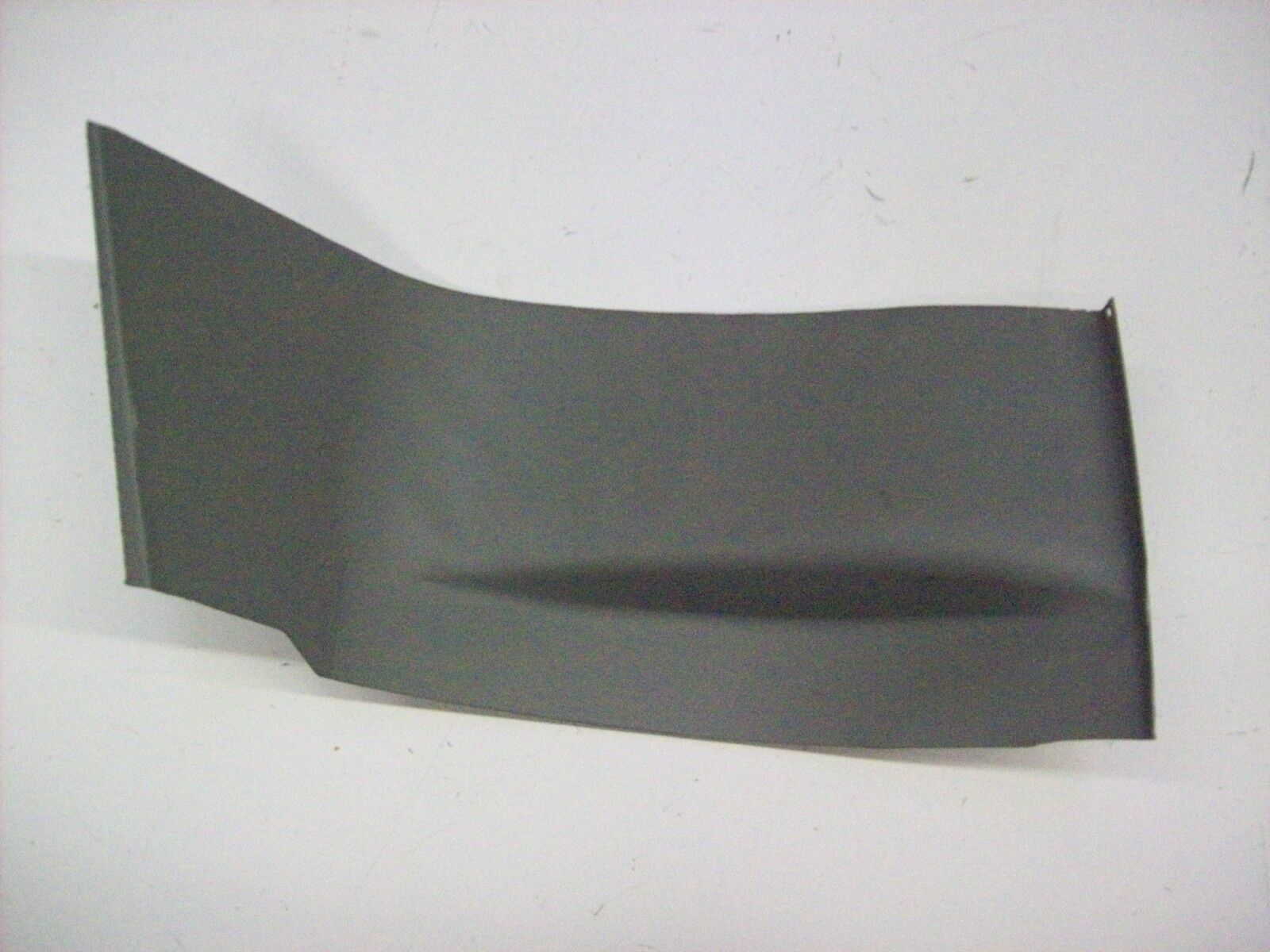 Spritzblech vorn links passend für VW Karmann Ghia 