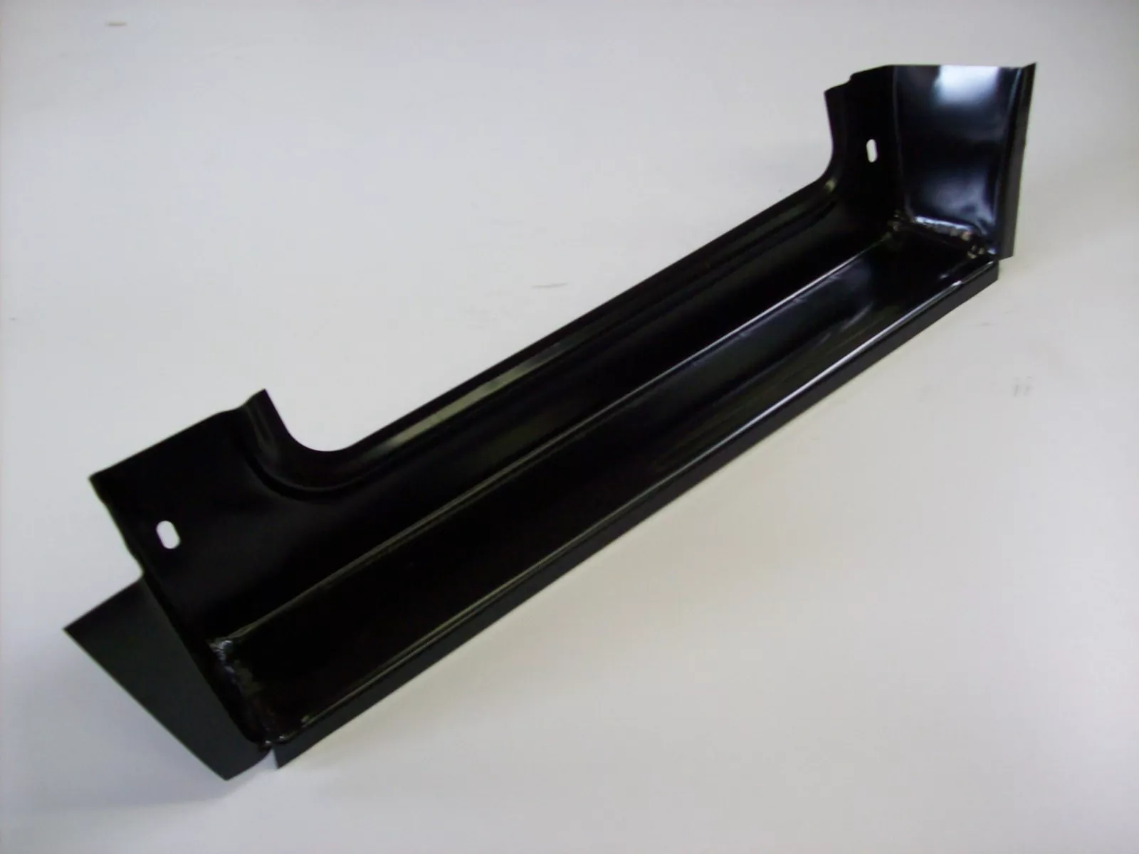 Türboden hinten links Bj. 59-68 passend für Mercedes W110 W111 Heckflosse