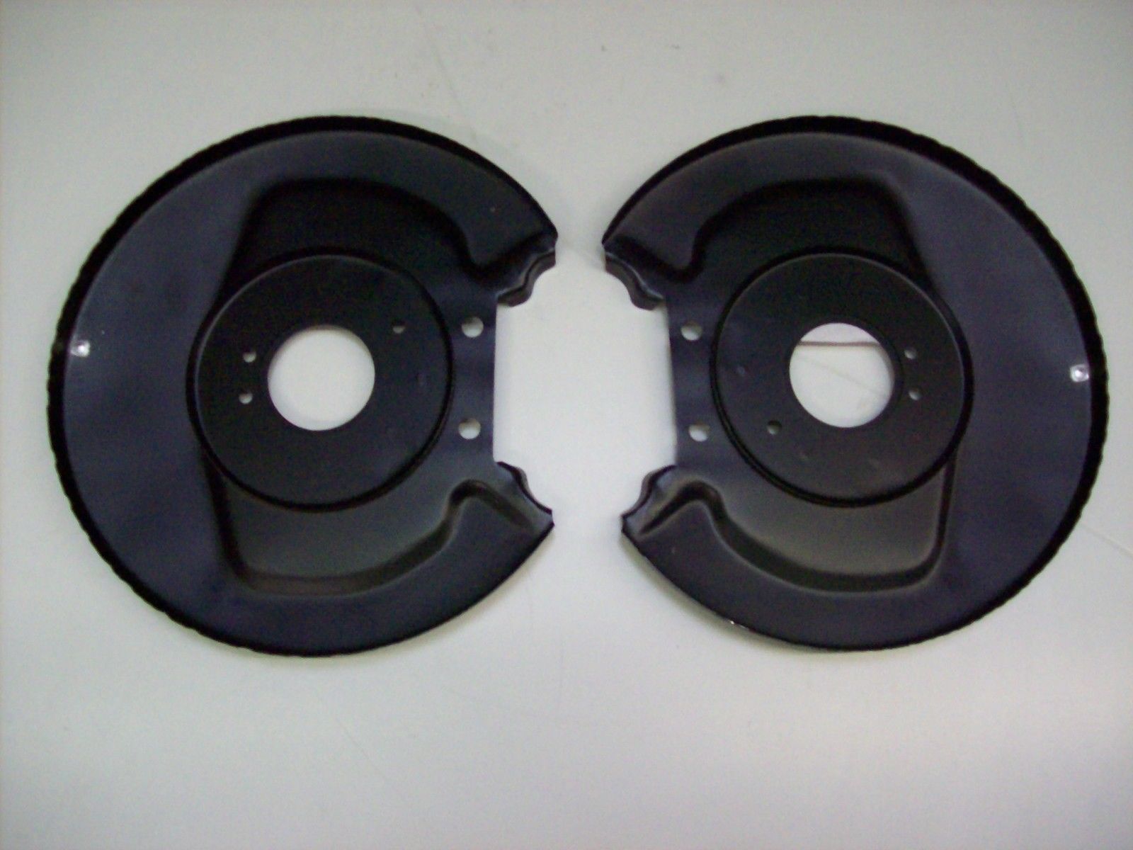 Ankerblech Spritzblech Hitzeschutzblech Satz vorne passend für VW Käfer 1300 1500 Bj. 66-70