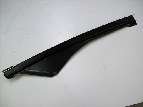 Stehblech Kotflügelschraubkante vorne rechts passend für Volvo Amazon 