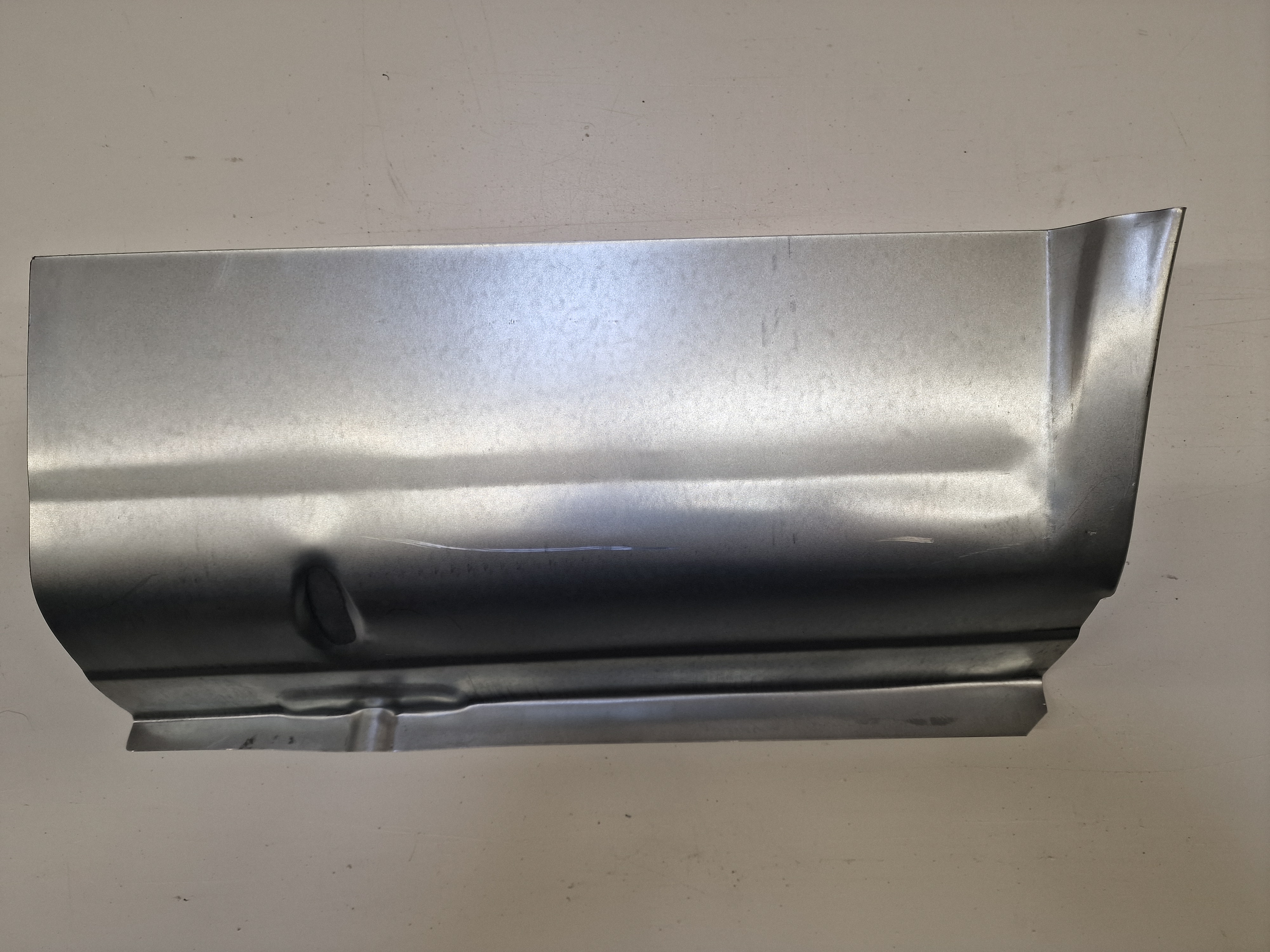 Anschlussblech vor dem Radlauf hinten links Bj. passend für VW Caddy I Typ 14d 79-92