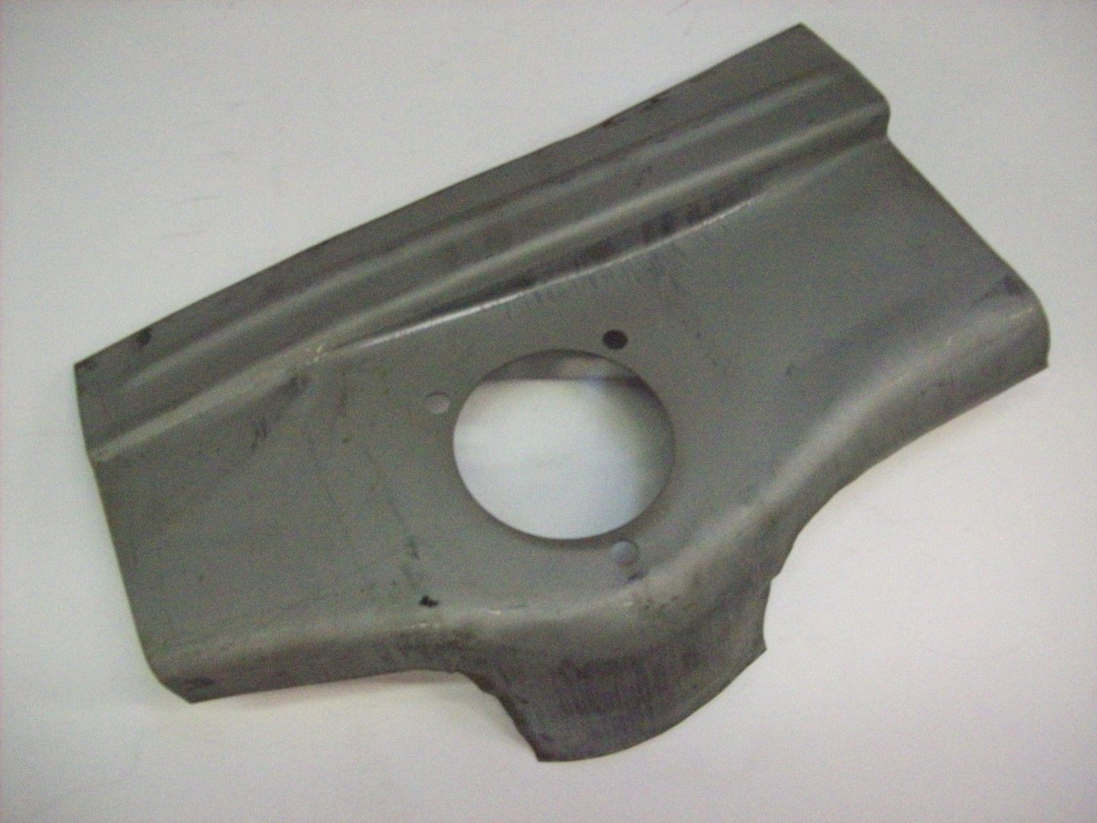 Federbeinblech Federbeinumrandung vorne rechts passend für BMW 1502 - 2002 E10 E6 