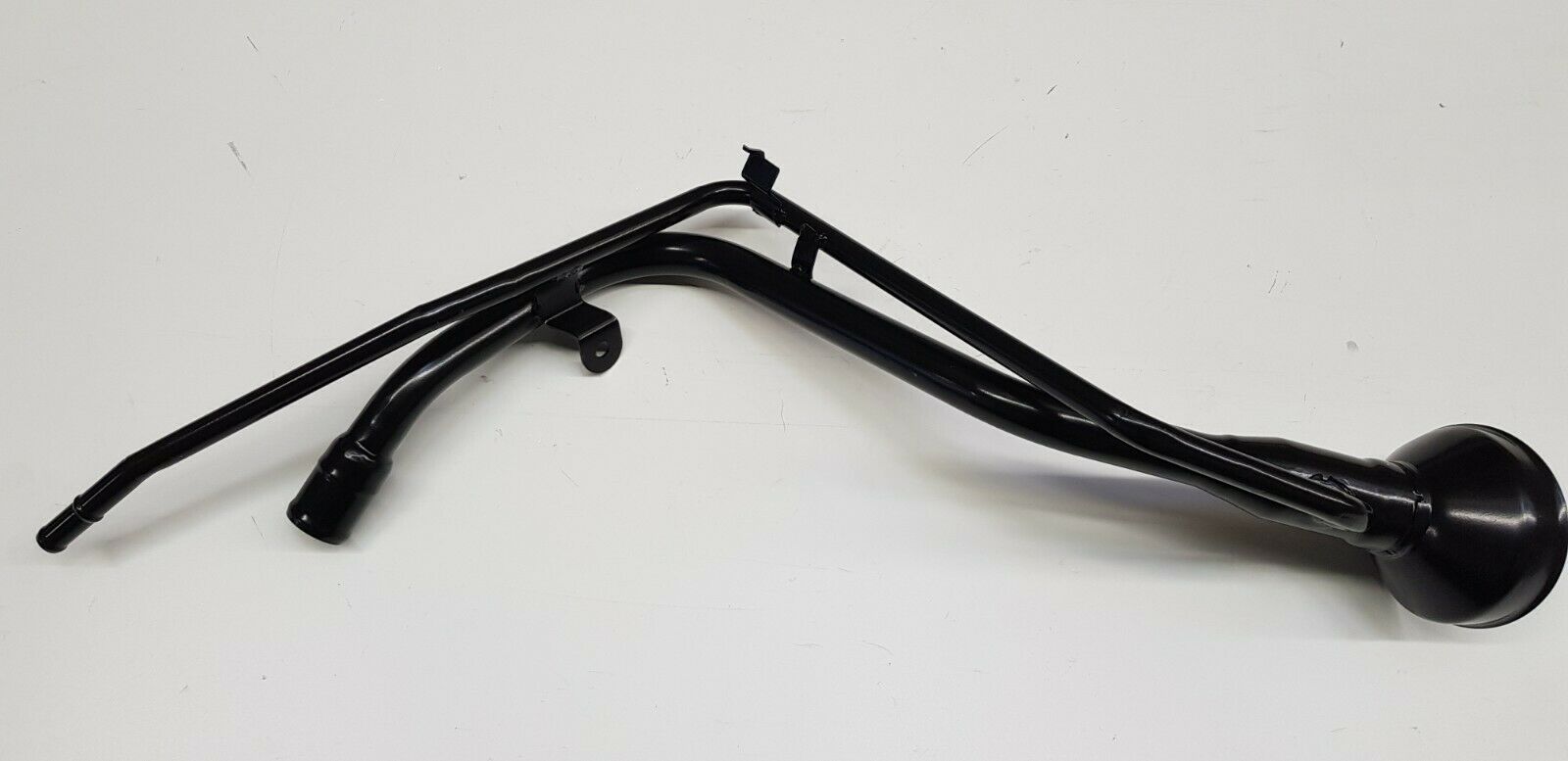 Tankstutzen Tankrohr Einfüllstutzen Einnfüllrohr passend für Nissan Micra K13