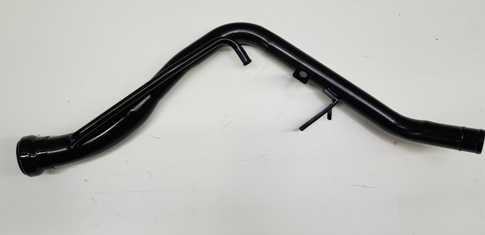 Tankstutzen Tankrohr Einfüllstutzen Einfüllrohr Benzin passend für Toyota Previa Bj. 90-00