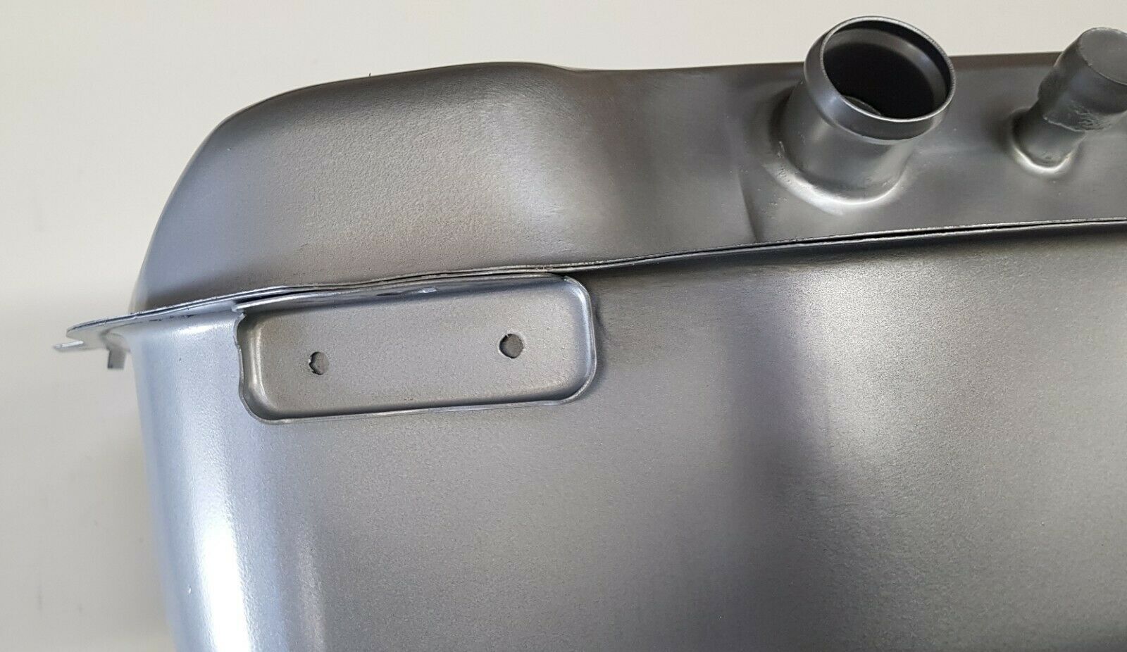 Tank Benzintank Kraftstofftank passend für Mitsubishi Lancer CS Bj. 03